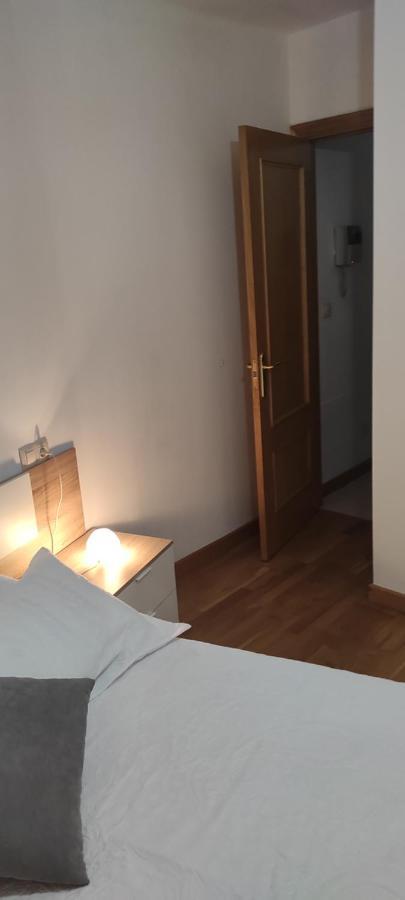 Apartamento Vacacional ไบโยนา ภายนอก รูปภาพ
